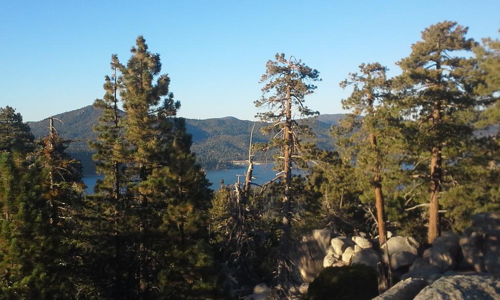 Hillcrest Suites & Cabins Big Bear Lake Zewnętrze zdjęcie