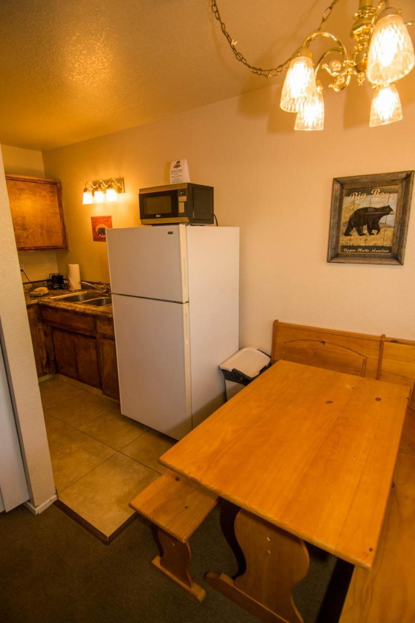 Hillcrest Suites & Cabins Big Bear Lake Zewnętrze zdjęcie
